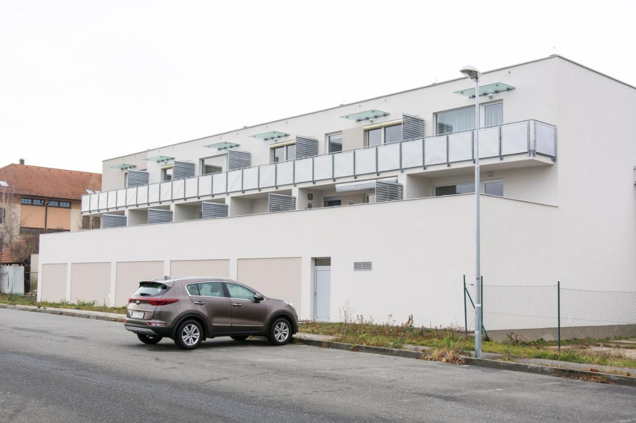 Apartmany Viva Třeboň Eksteriør billede